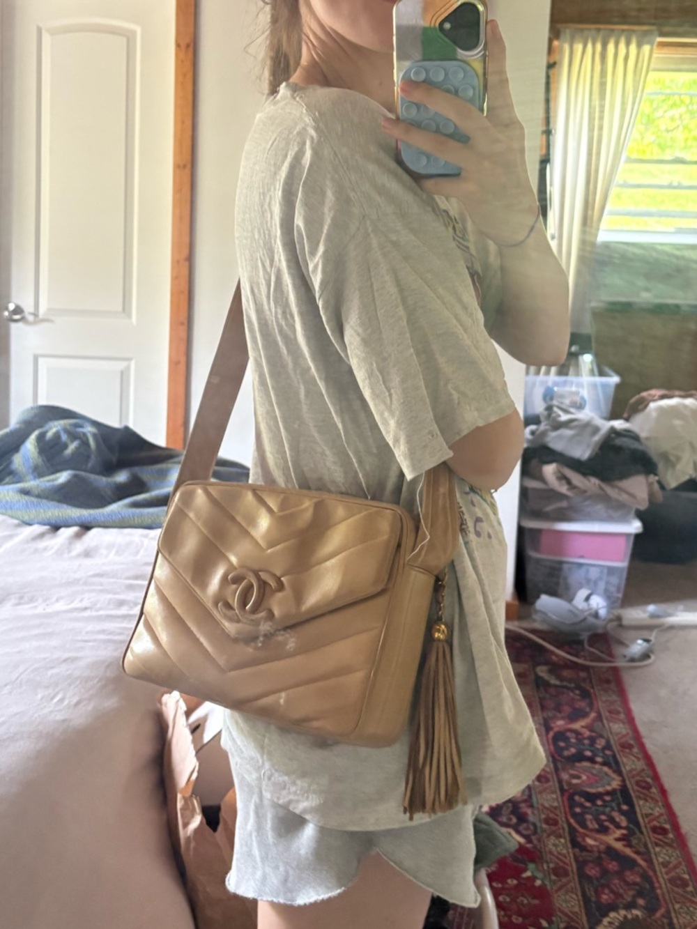 RARE Vintage Lambskin Chanel Beige Logo Chevron Shoulder Bag - Picture 10 of 12